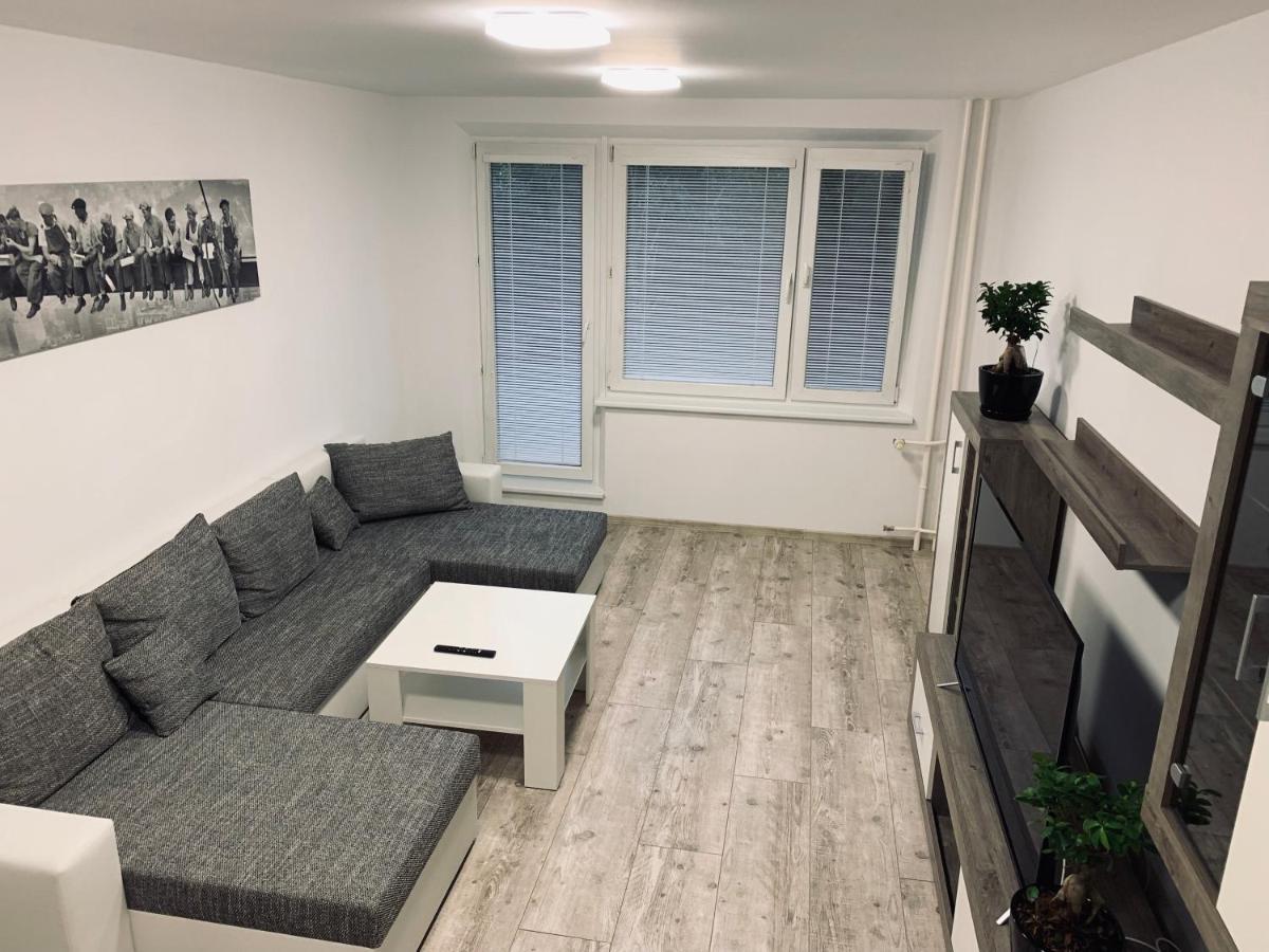 Cajkovskeho 13 Apartment Martin Ngoại thất bức ảnh