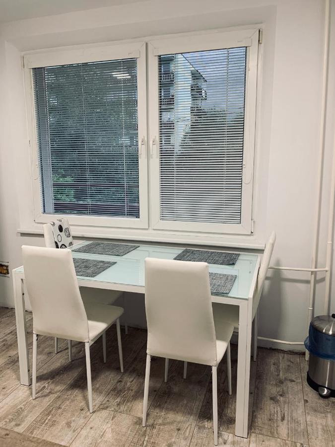Cajkovskeho 13 Apartment Martin Ngoại thất bức ảnh